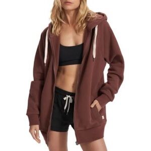 Vuori Women's Restore Thick Hoodie in Sedona Brown Oversized Medium